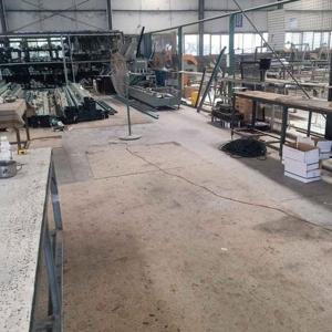 门窗制作加工服务，专业团队承接家装与工程门窗，欢迎合作洽谈